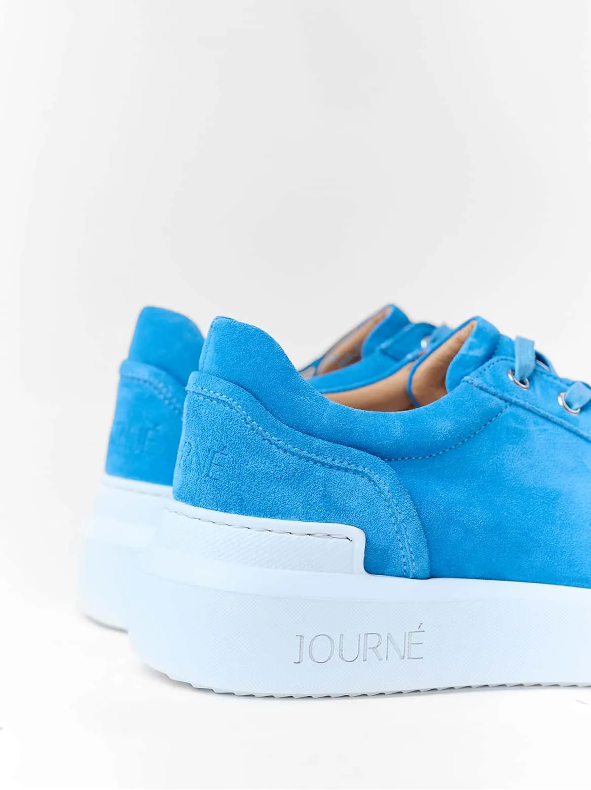 Aurora Velour Blue
