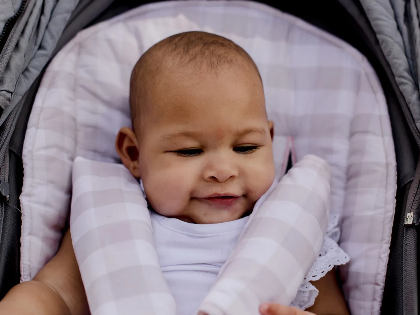 Bambella Designs Universal Pram Liner | Blush Gingham
