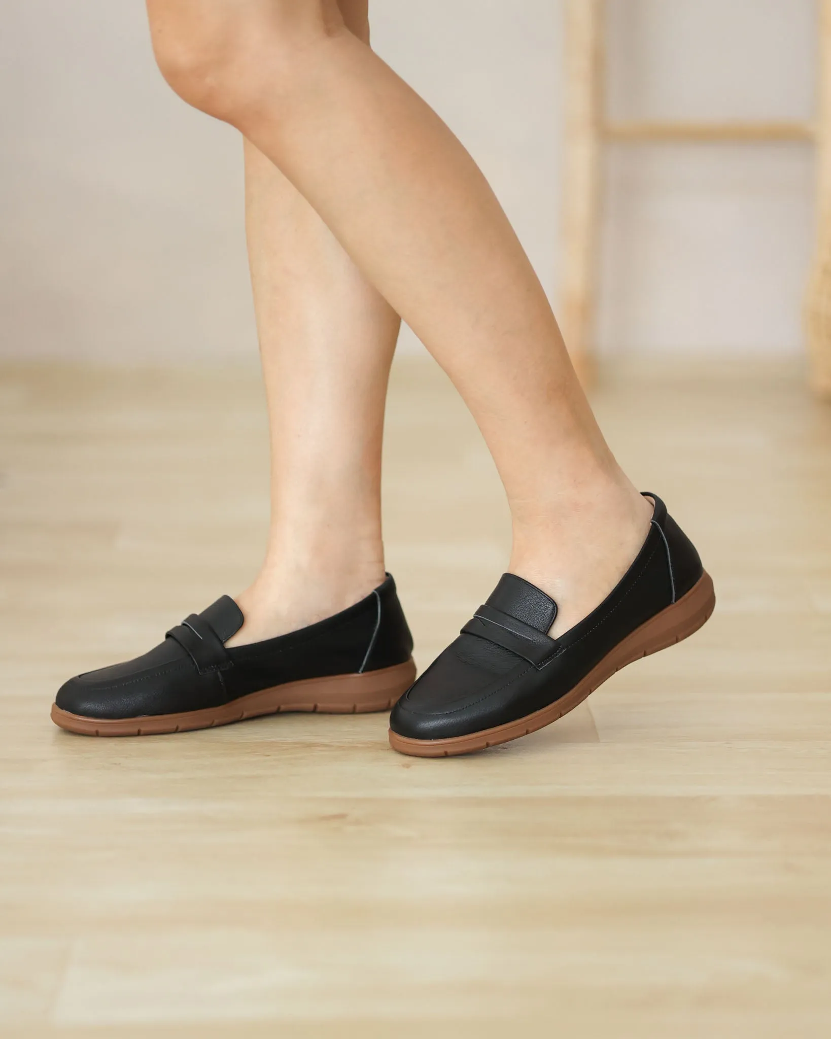 Emma Loafers