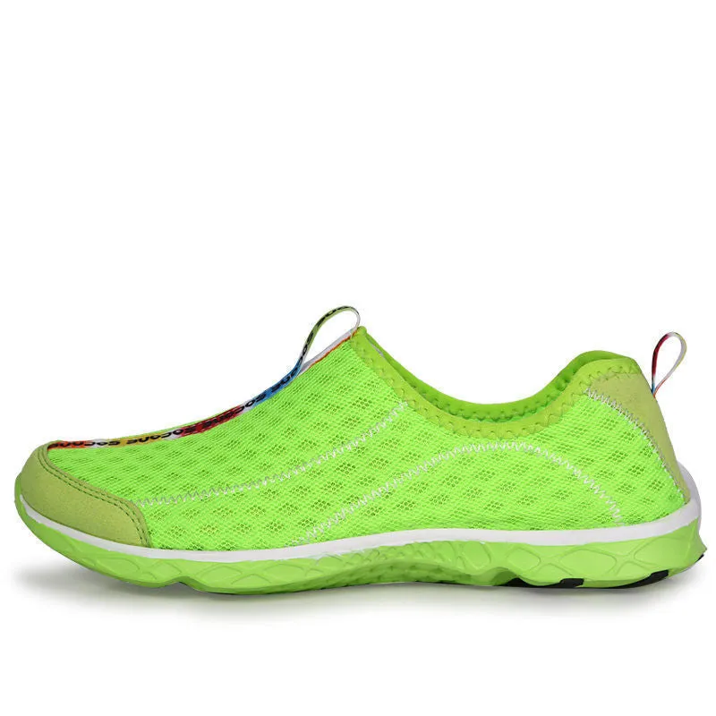 Fashion Mens Shoes Breathable Mesh Women Shoes Walking Super Light Casual Women Slip On Shoes Men Water Beach Shoes