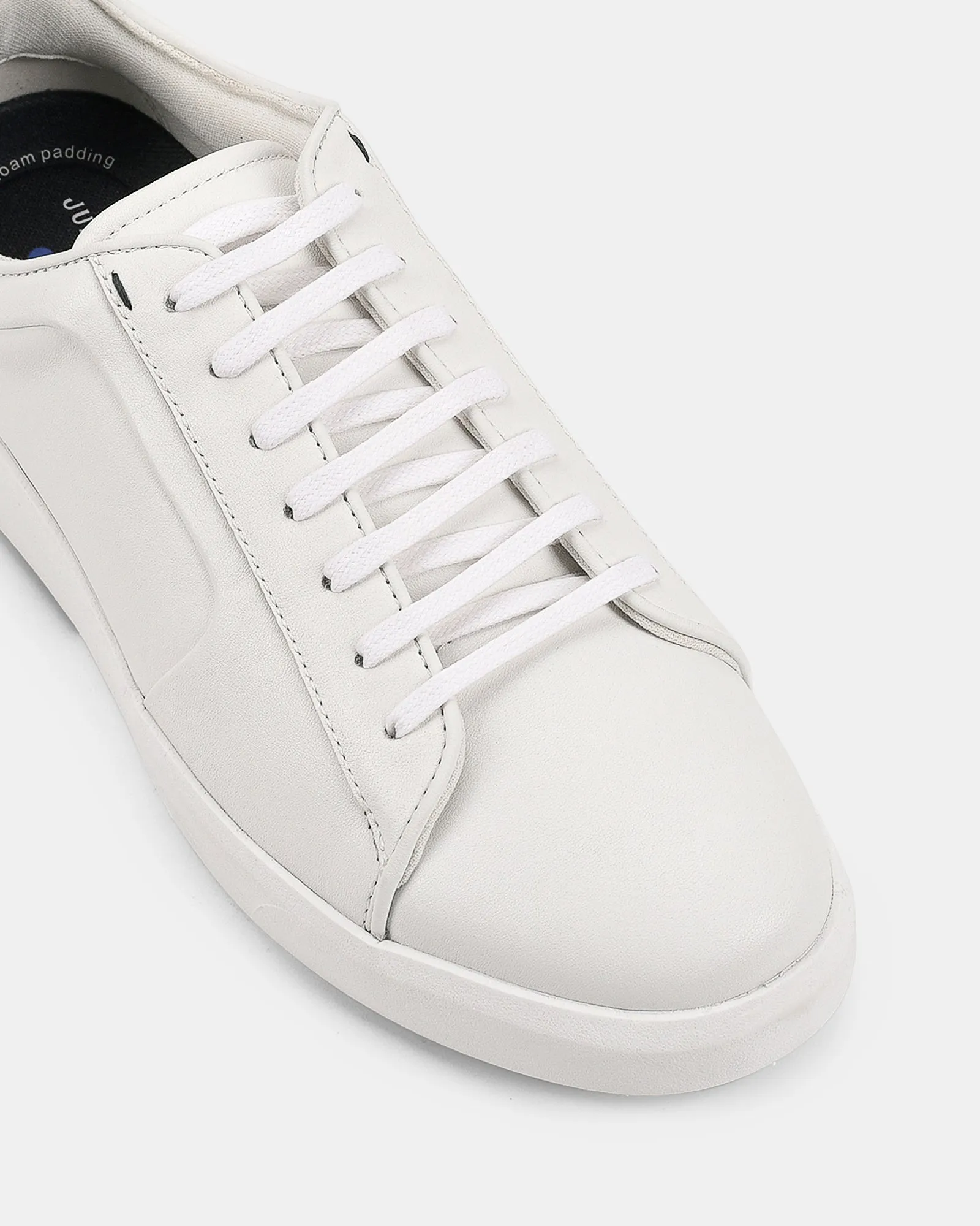 Heed White