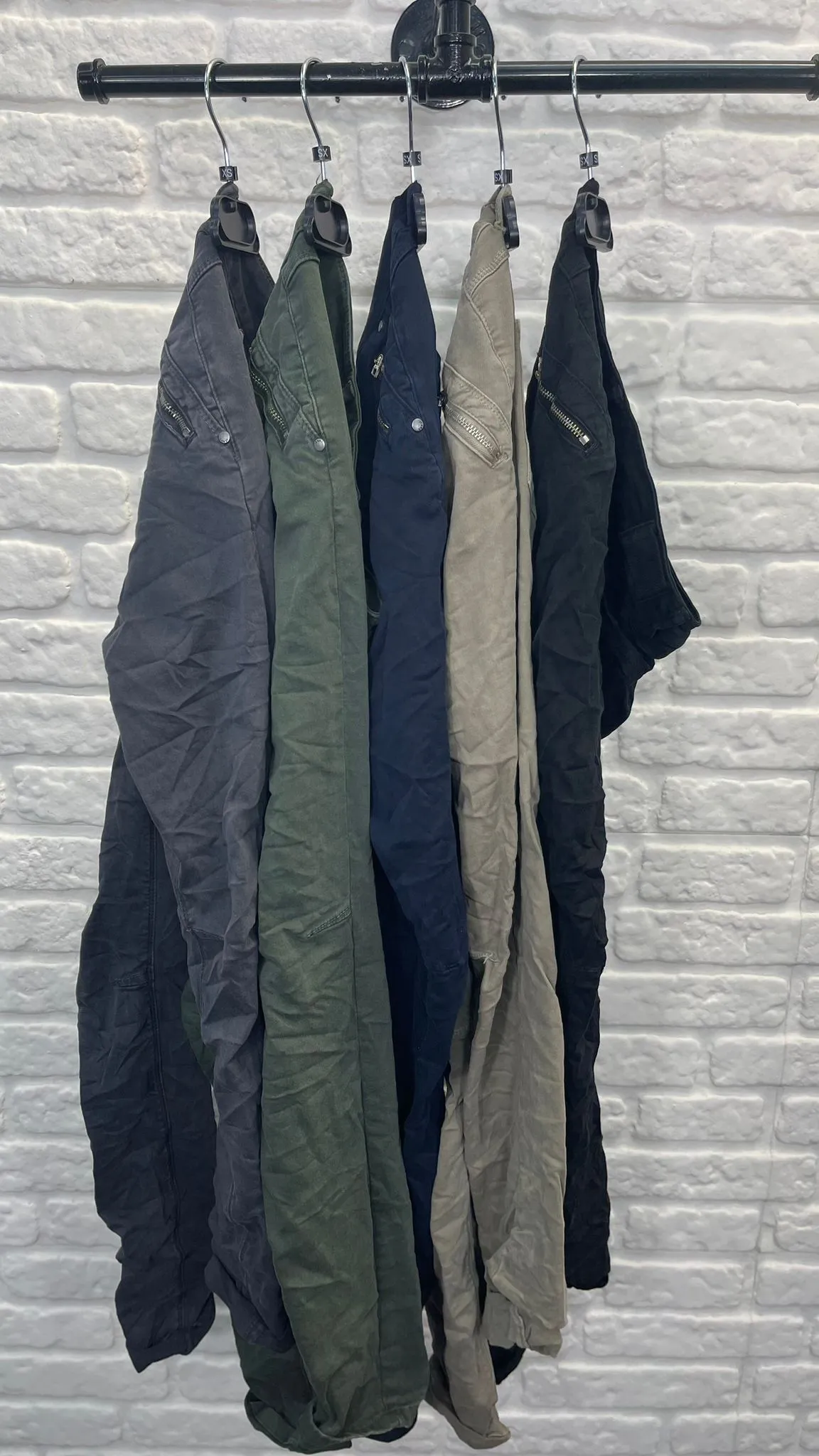 Melly & Co Grey 4 Button Jeans