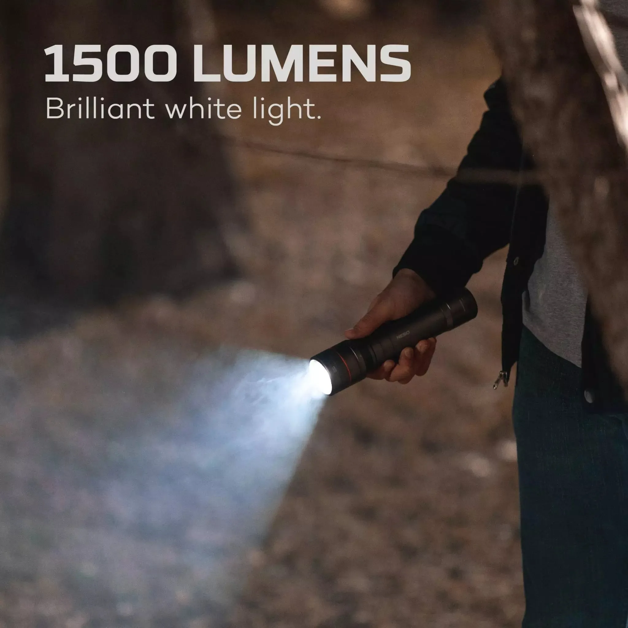 NEBO NEWTON 1500 LUMEN FLASHLIGHT