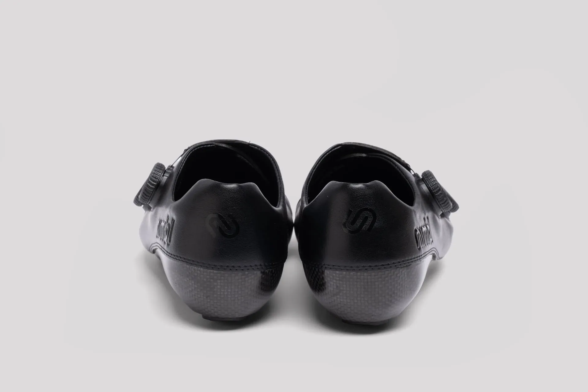 NIMBL Ultimate Glide Cycling Shoes - Black
