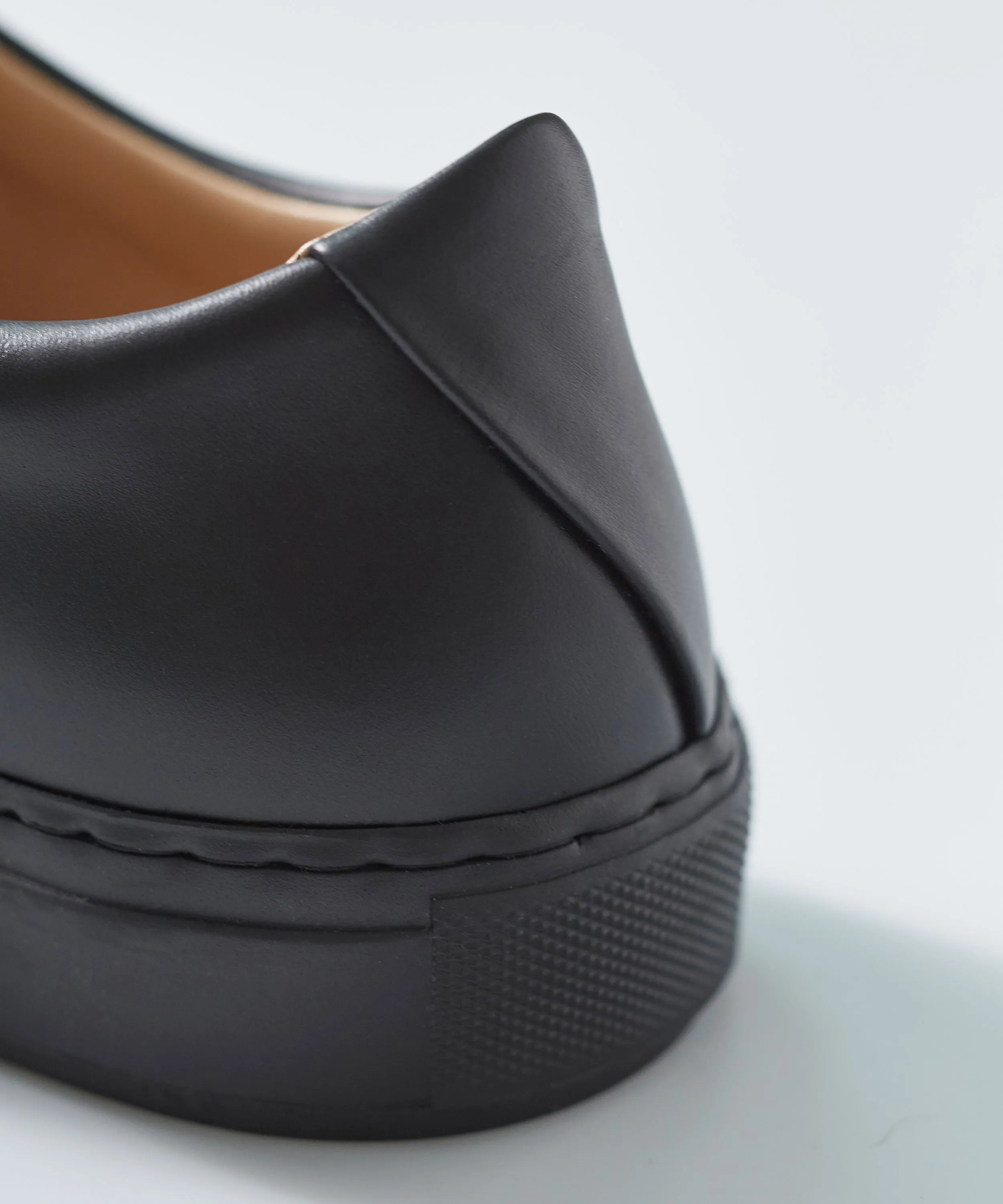 Nous Sneaker - Onyx