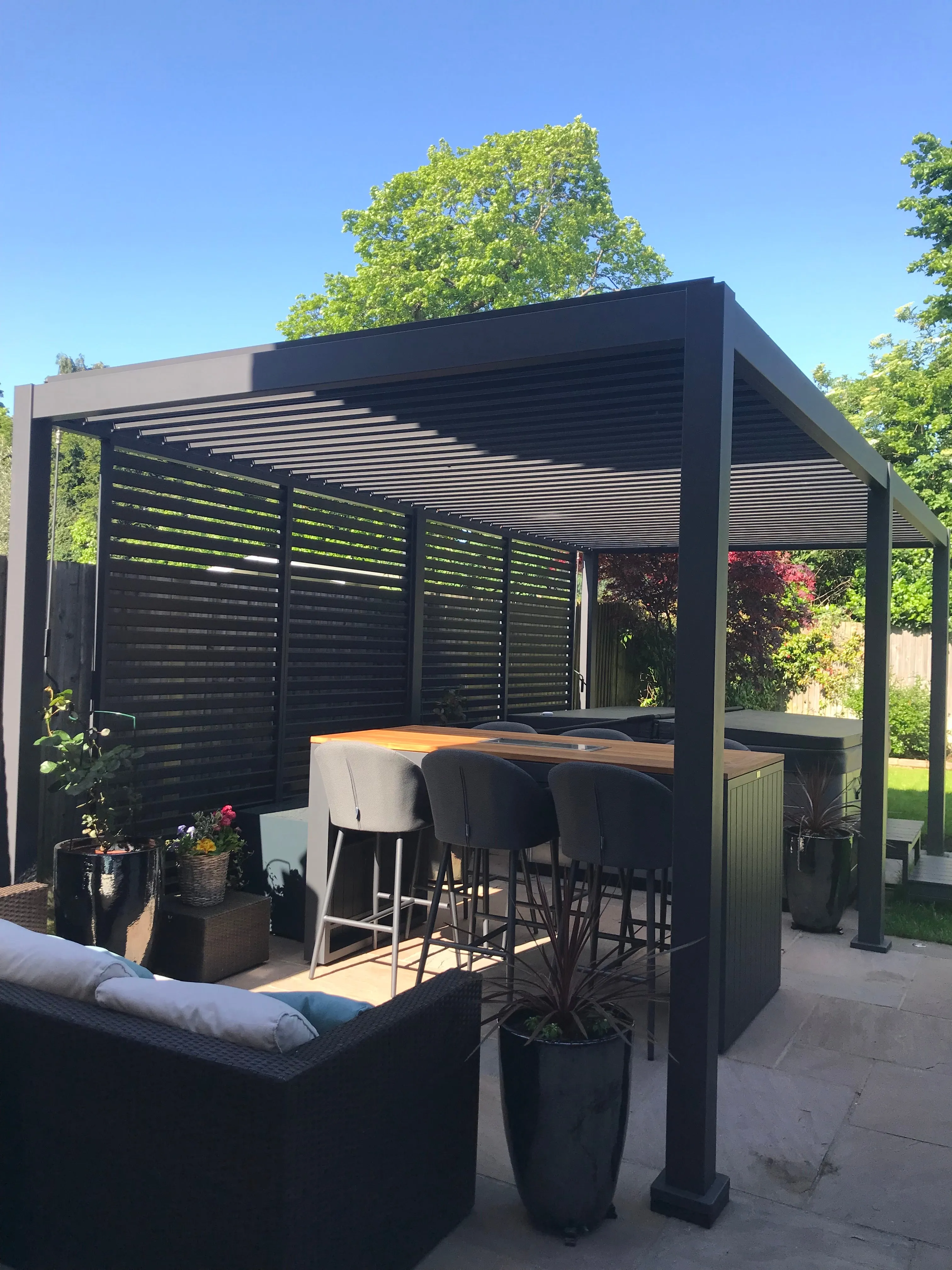 Nova Titan 6m x 3.6m Aluminium Pergola | Assembly Option