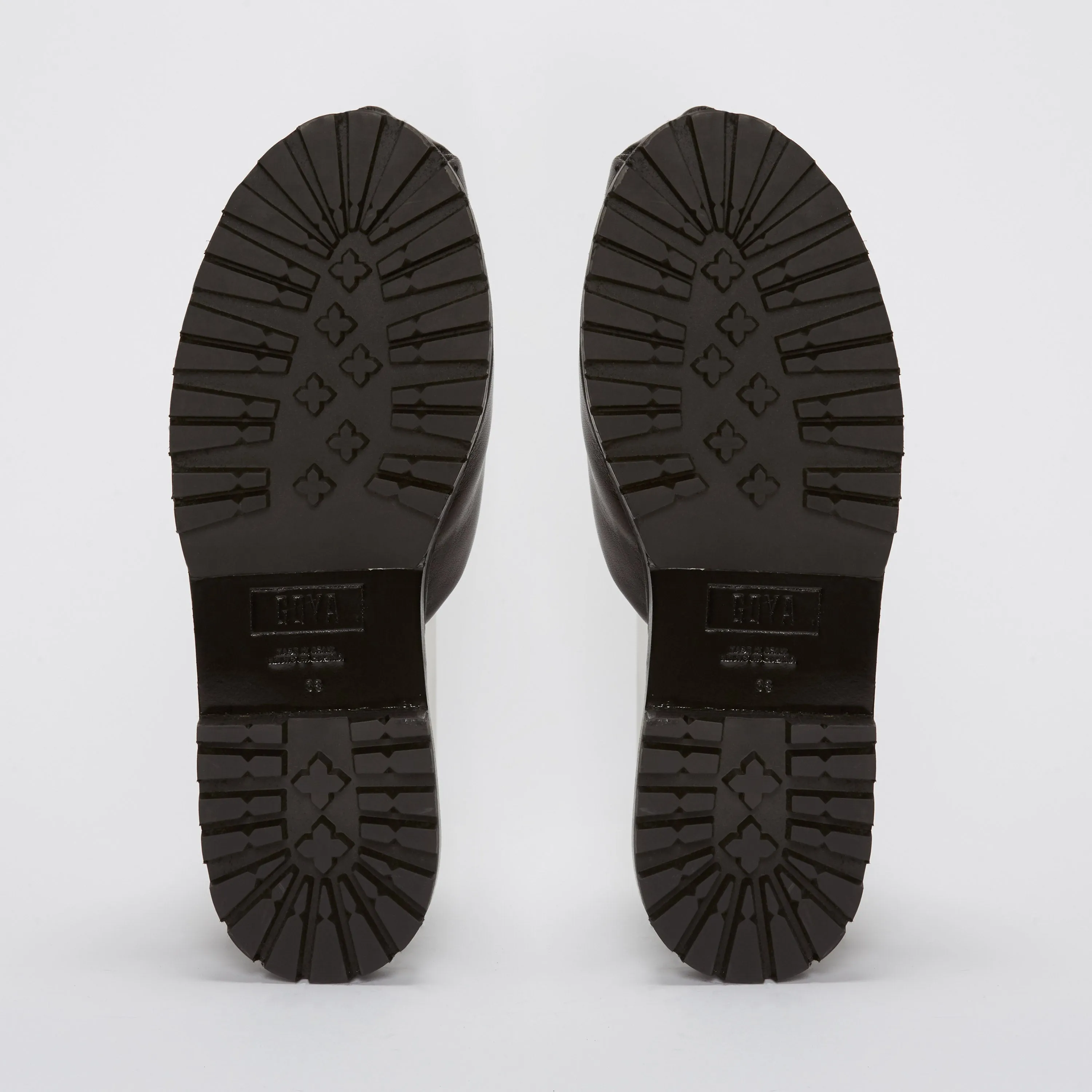Ottomana Black Nappa Goya Slide