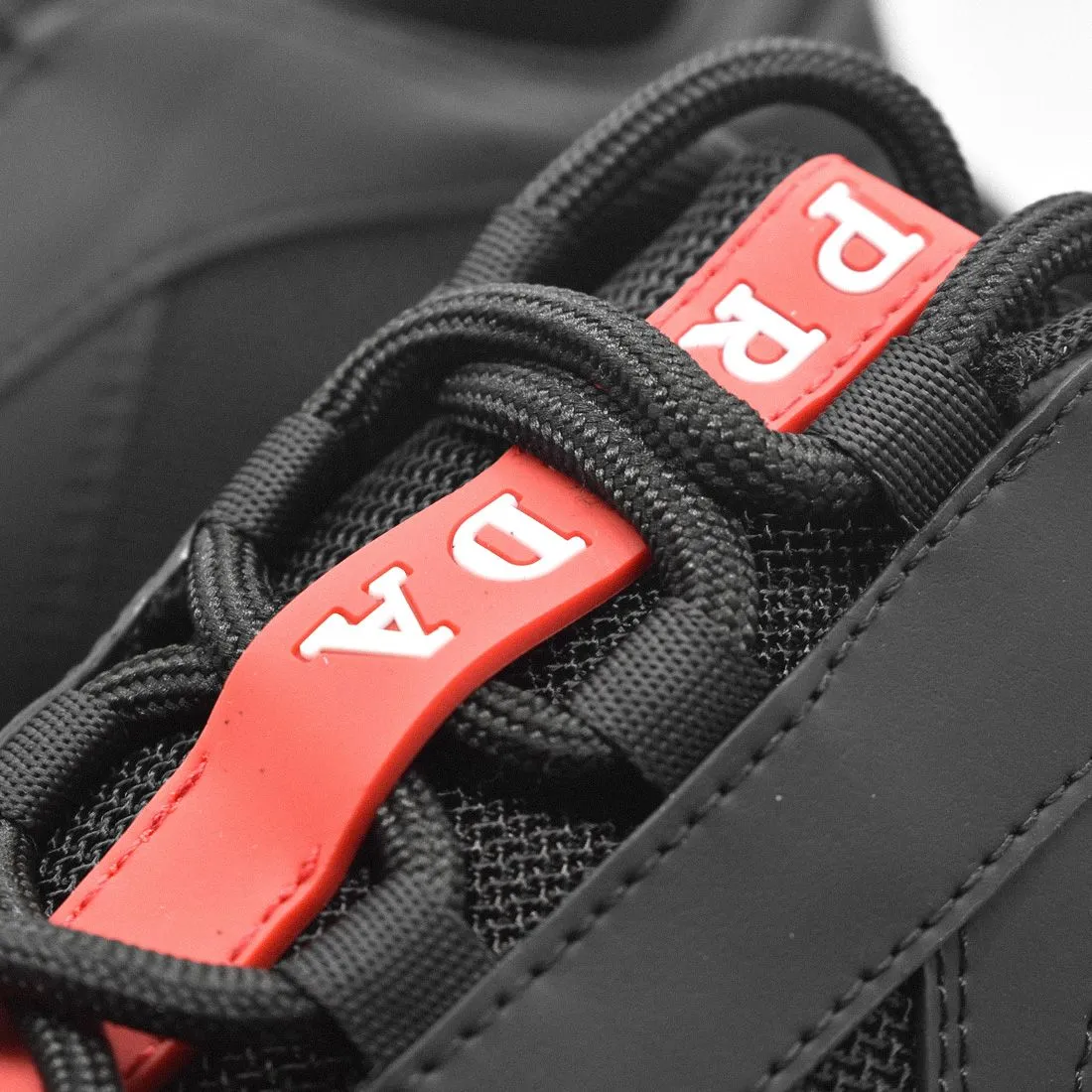 Premium Black  Mesh & Elegant  Sneakers For Men