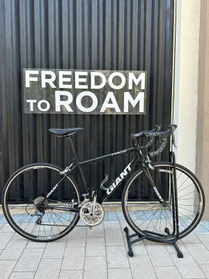 RB Giant Pace: Small Frame, Aluminum Build, 24-Speed Agility with Shimano Claris Group Set