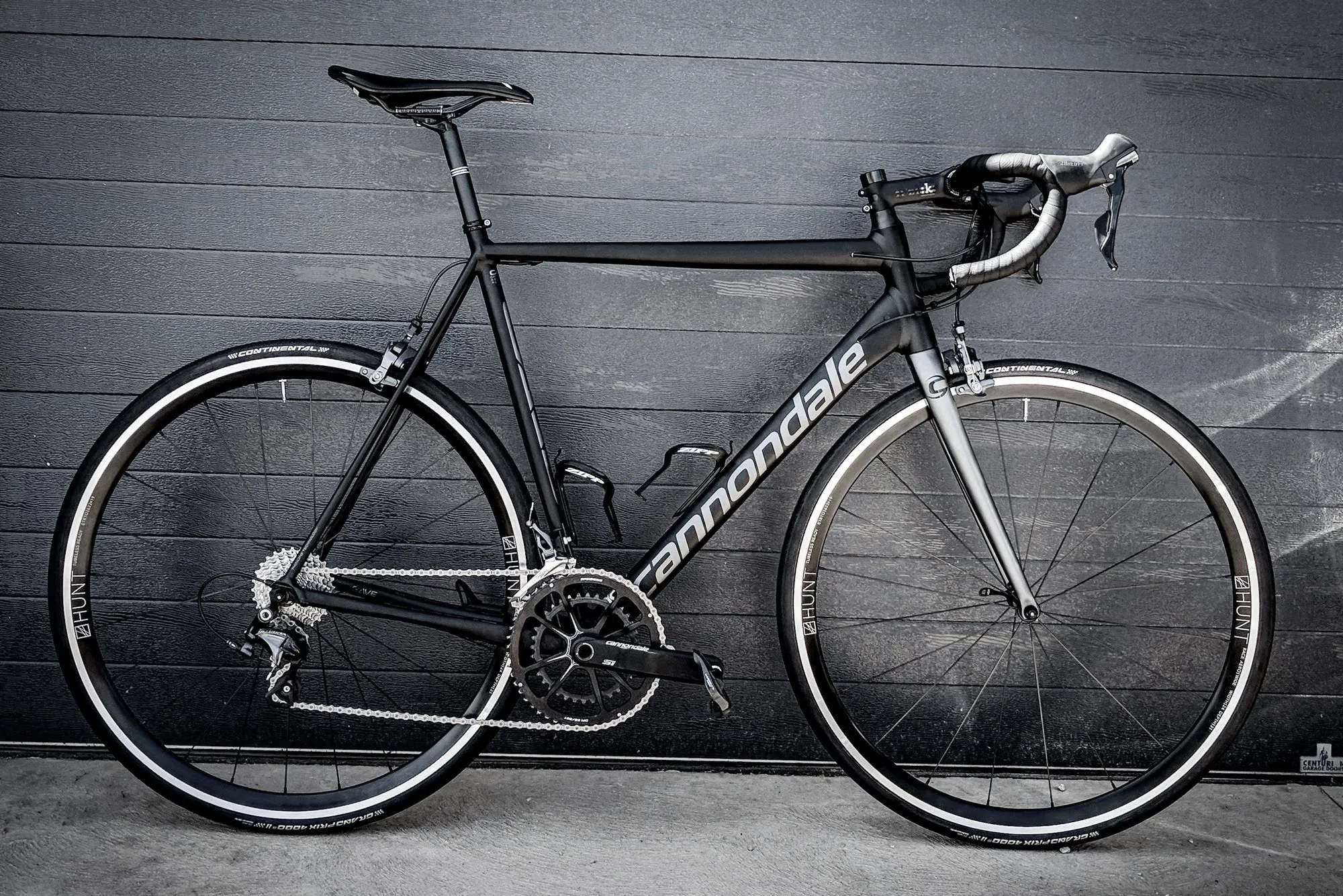 RE:NEW HUNT Race Aero Wide Single Wheel