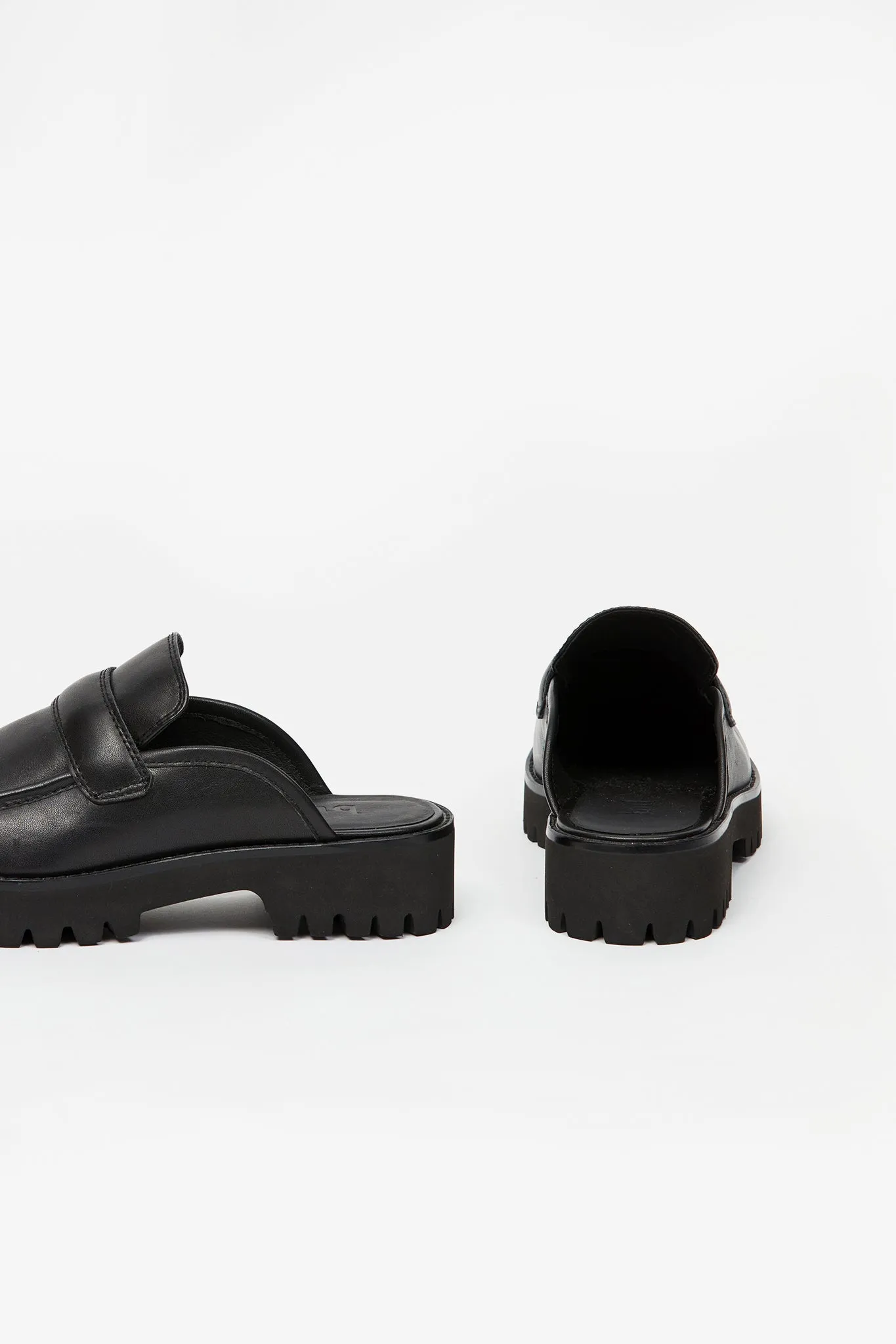 San Loafer Black