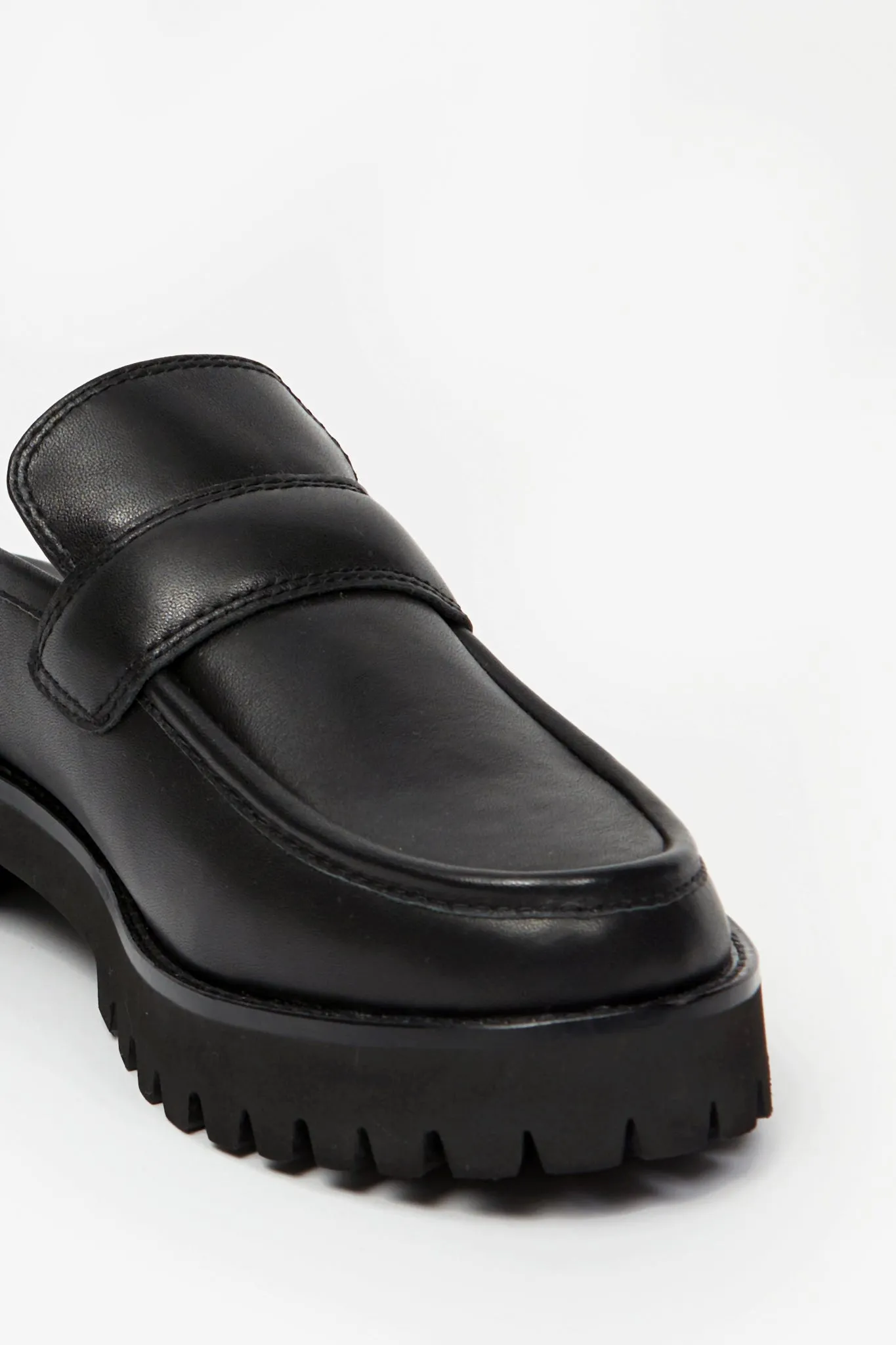 San Loafer Black