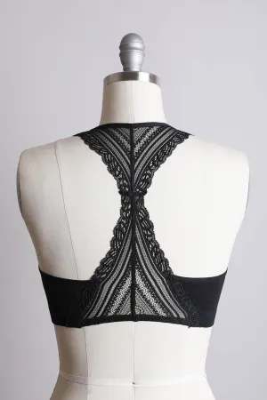Seamless Cute and Comfy Racerback Bralette-Black