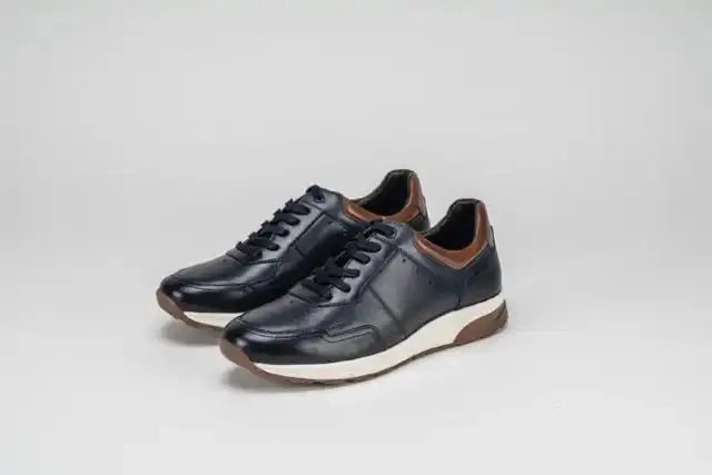 Sloane Mens Max Leather Trainers Navy