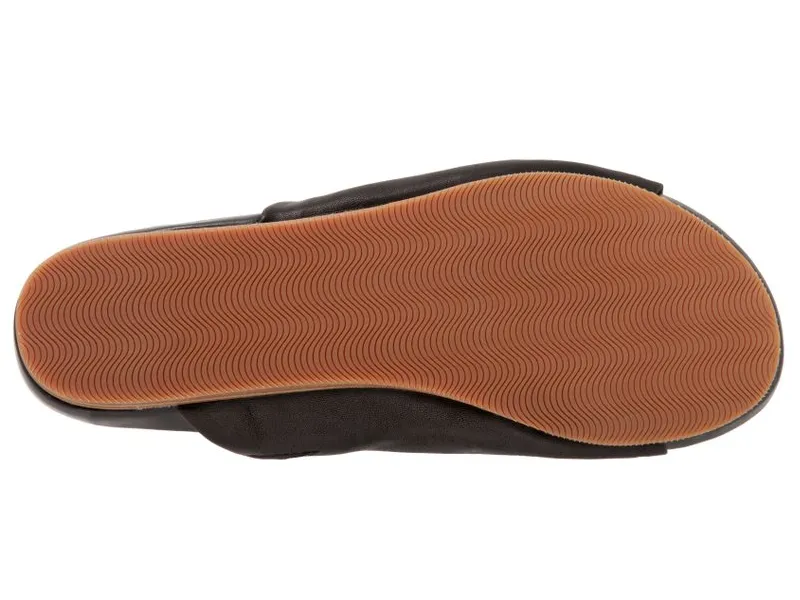 Softwalk Camano - Women's Sandal