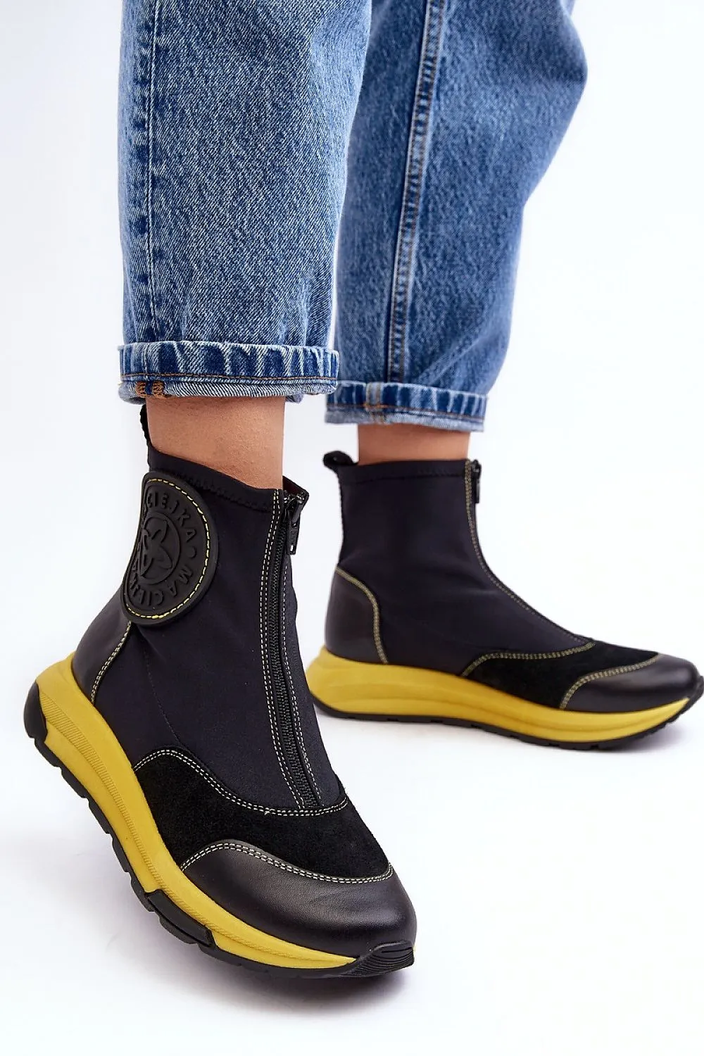 Sport boots