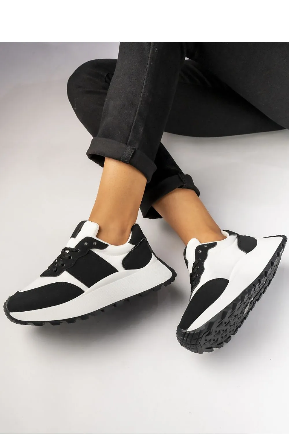 Sport Shoes Inello