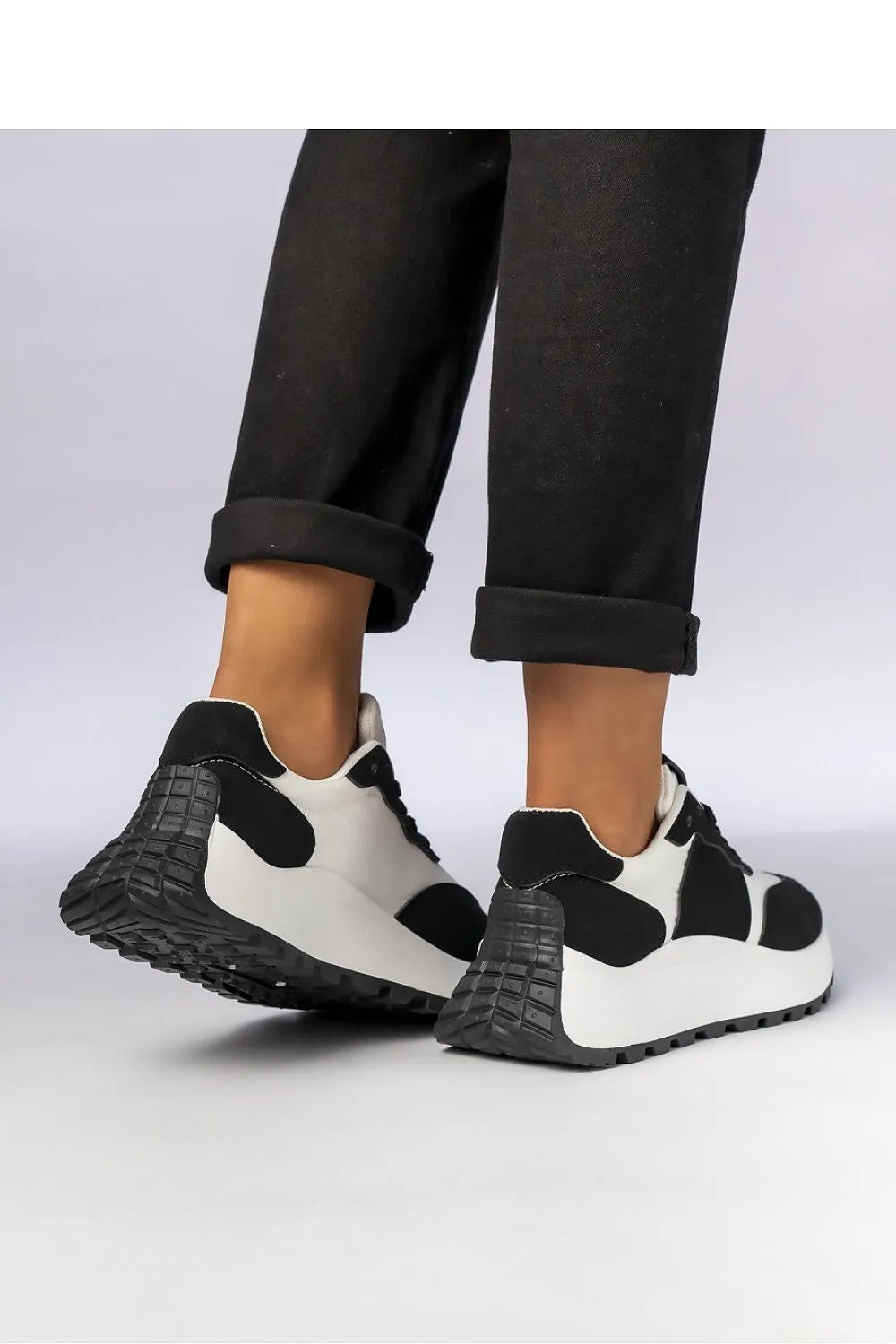 Sport Shoes Inello