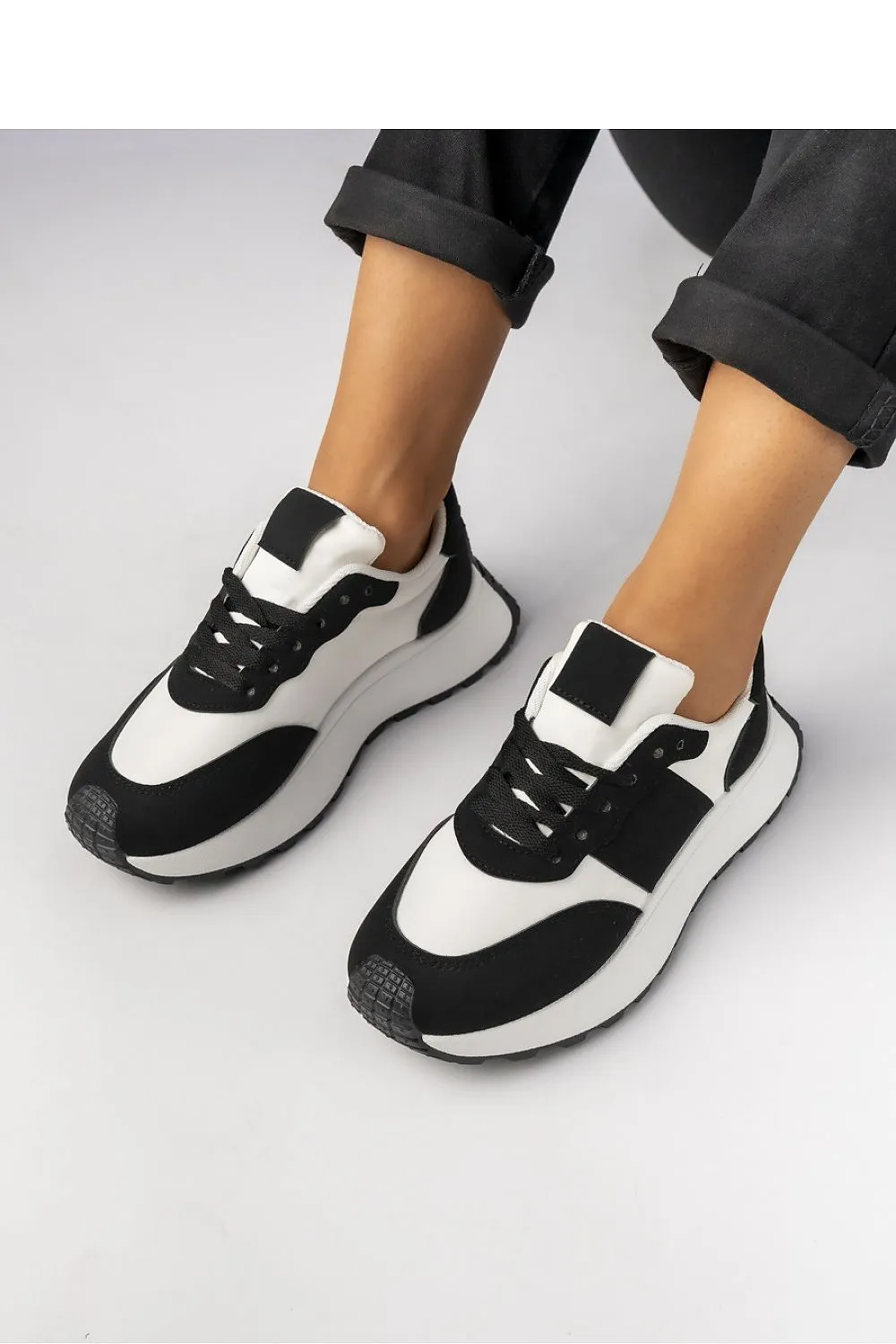 Sport Shoes Inello