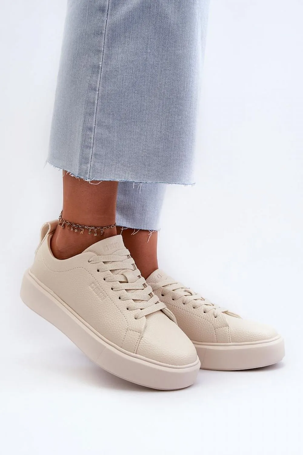 Sport Shoes