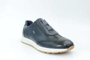 Sports shoes