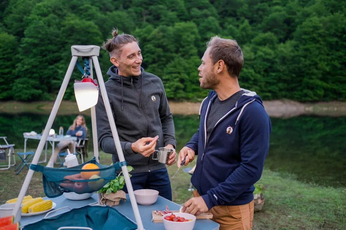 Sweat zippé à capuche de randonnée - NH150 - Homme