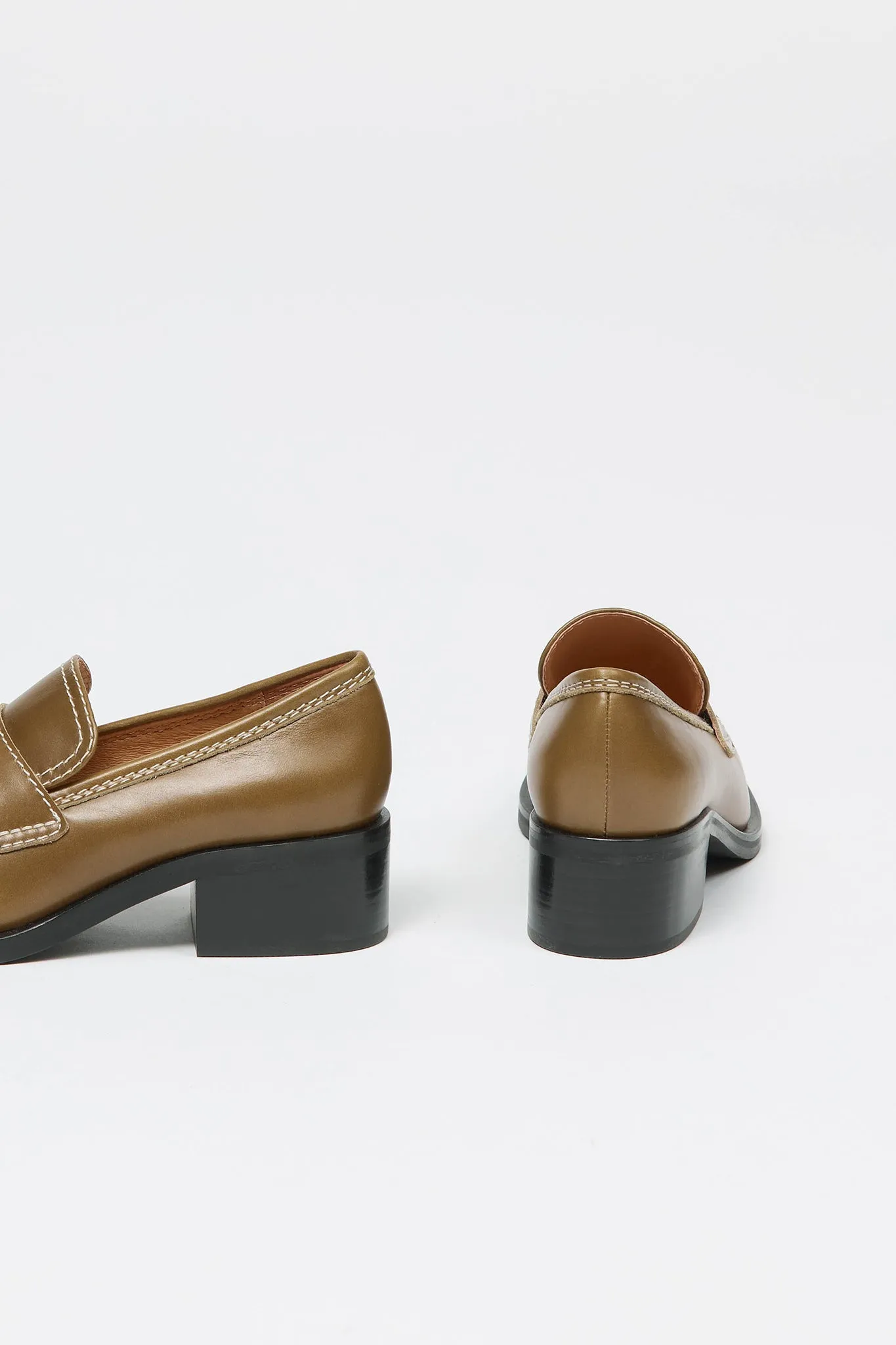 Turnstone Loafer Olive