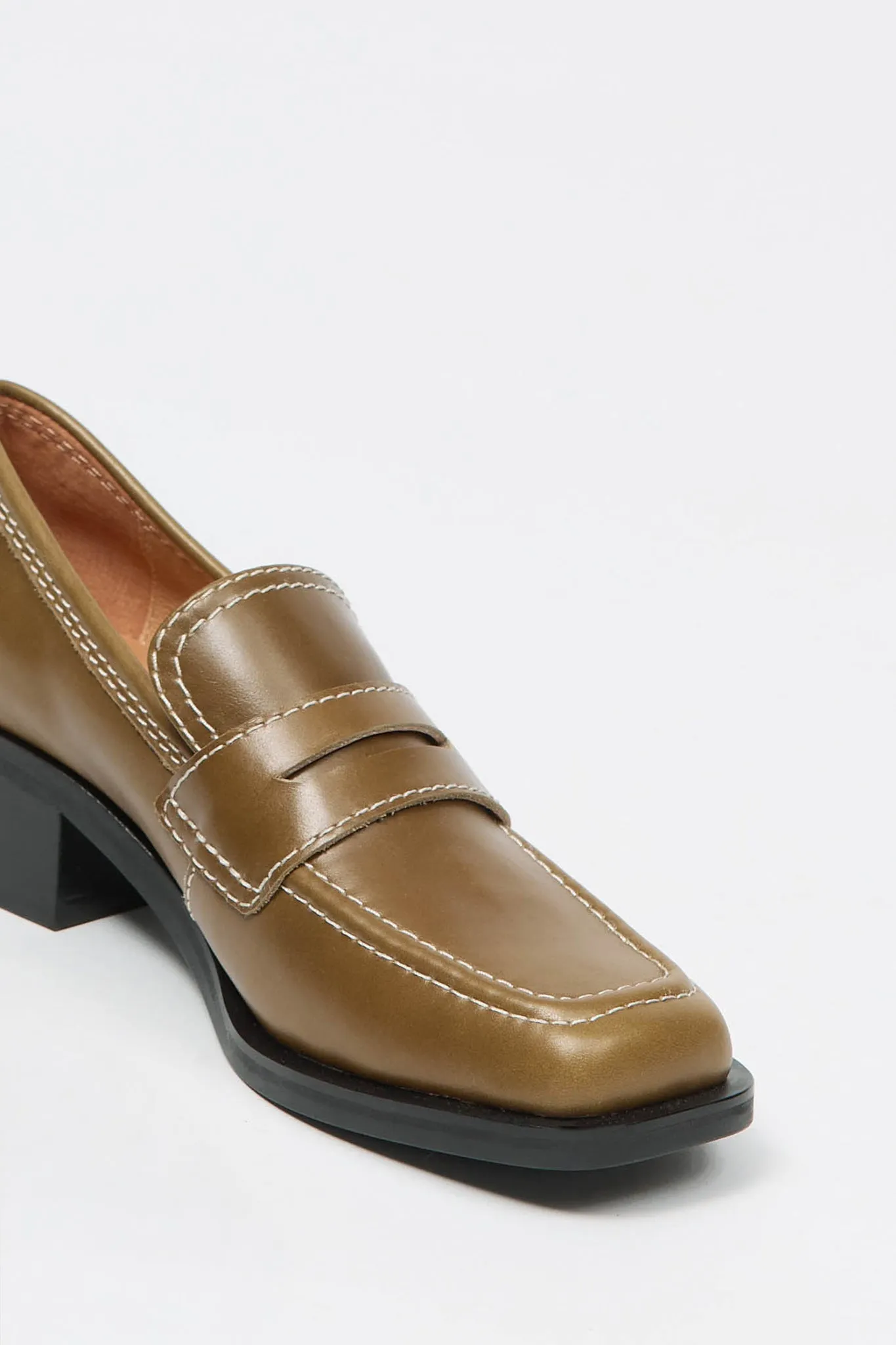 Turnstone Loafer Olive