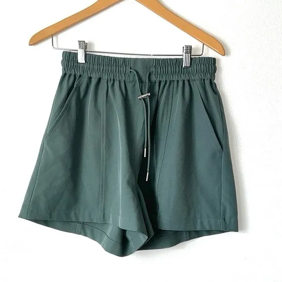 Varley Barket Woven Short 3”