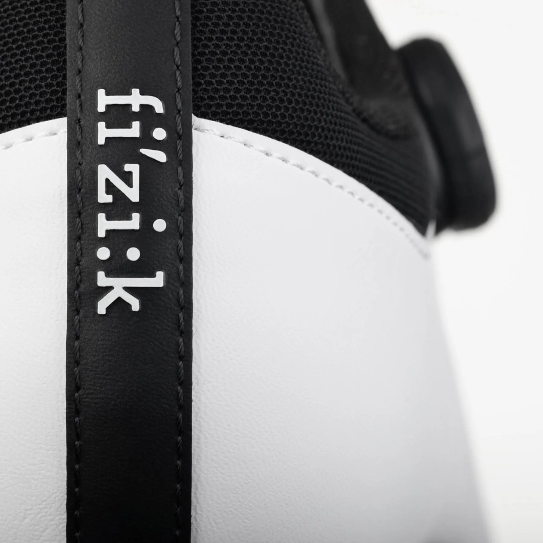 Vento Omna Road Shoe - White/Black