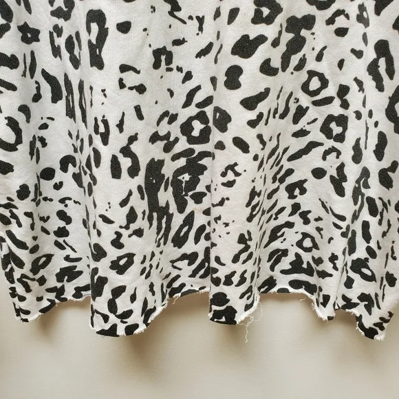 Wildfox Sweatshirt  Leopard Print  Like Ne…