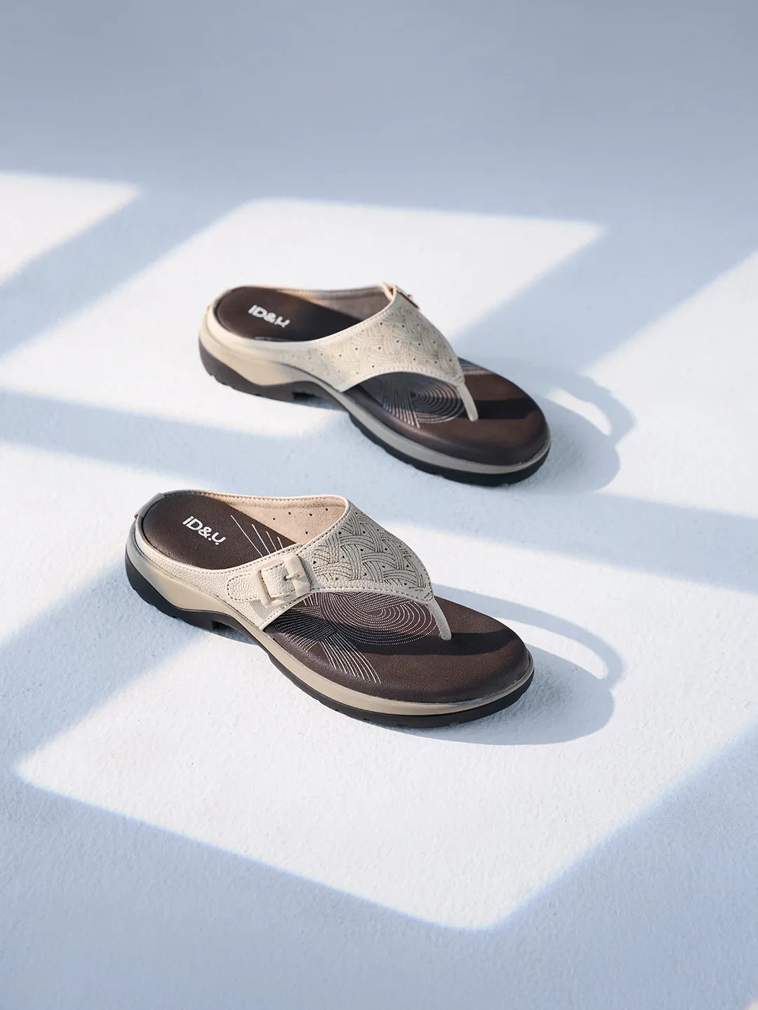 Women's Cream Thong Sandals (IU6006)
